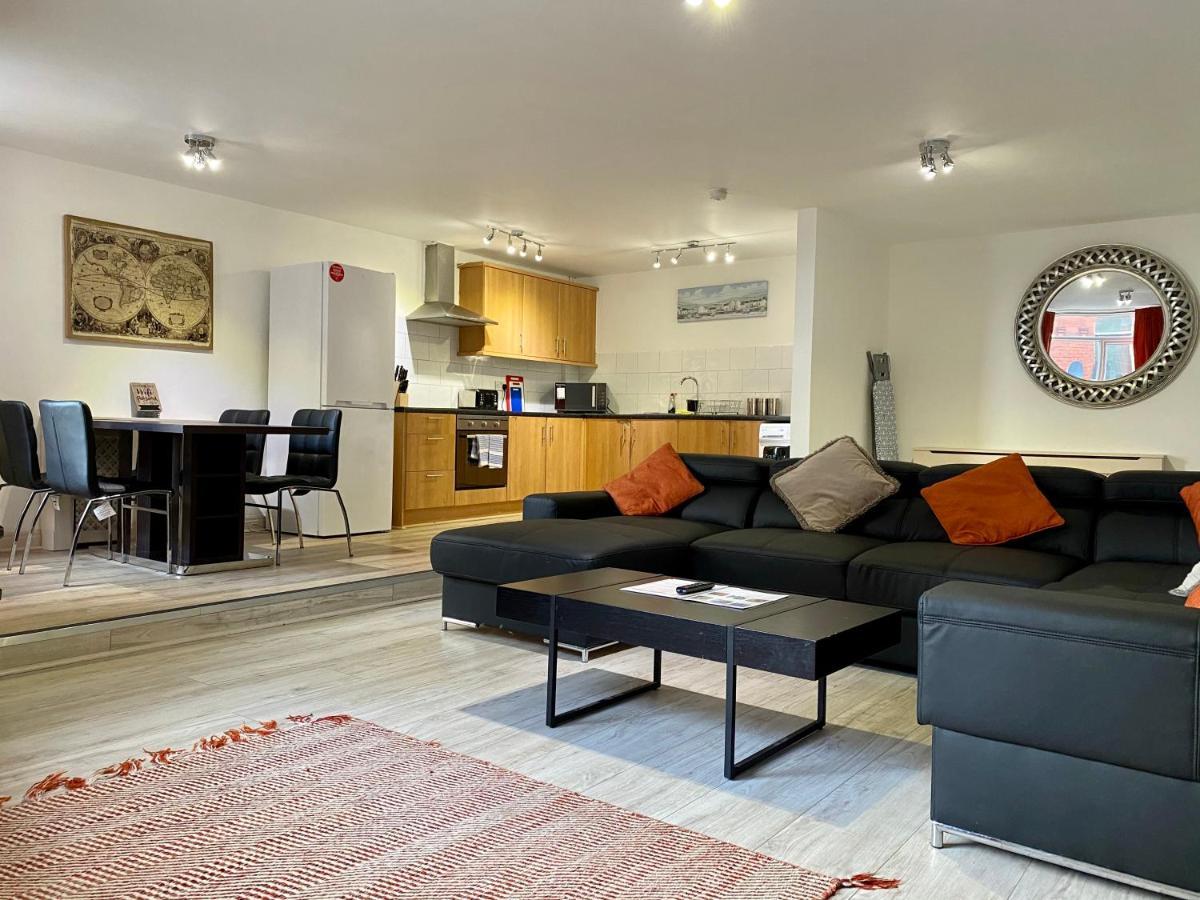 Simpson Beach View Apartments By Blackpool Service Apartments Eksteriør billede