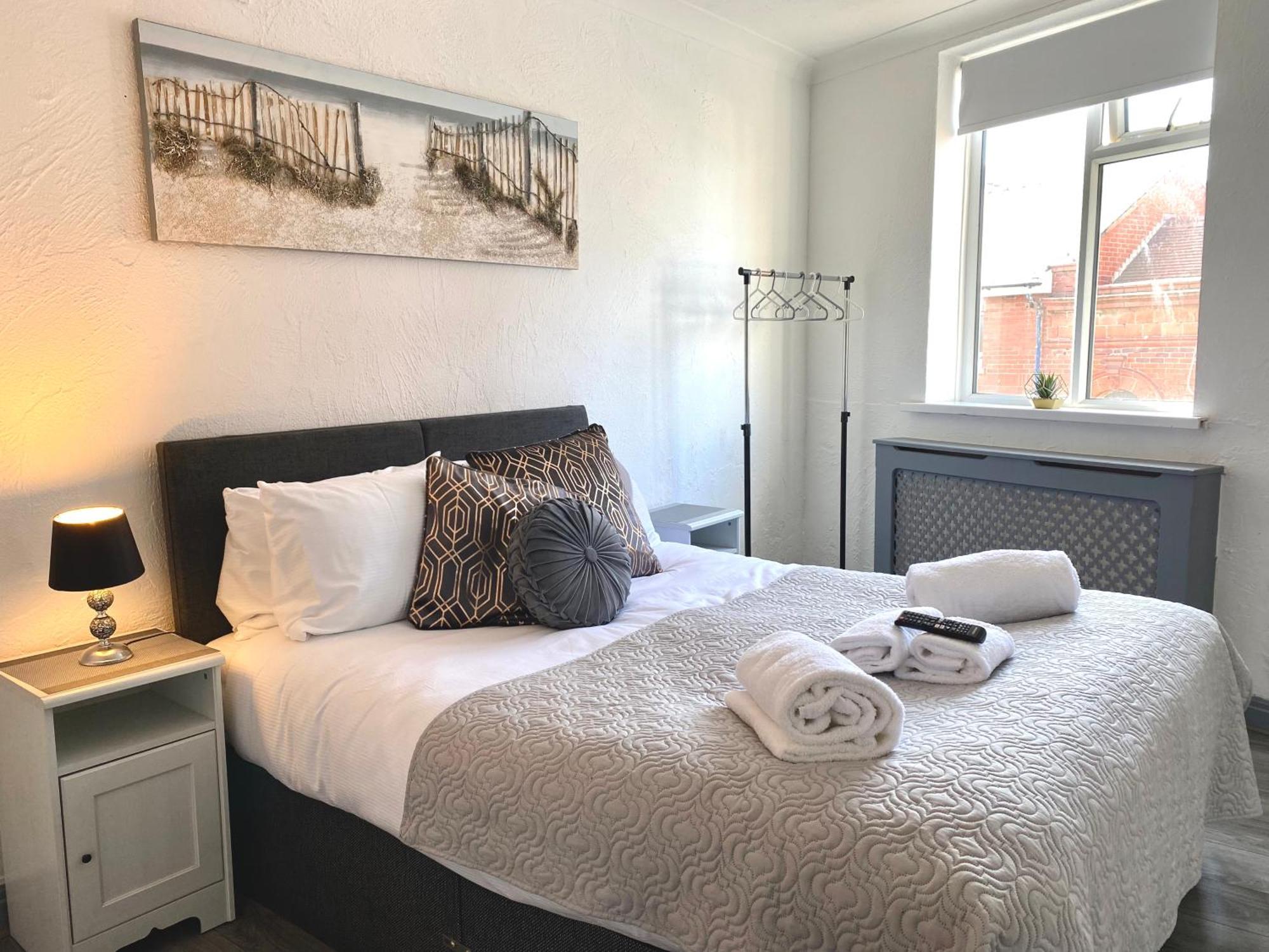 Simpson Beach View Apartments By Blackpool Service Apartments Eksteriør billede